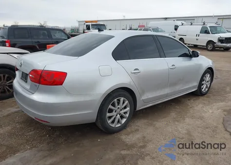 2014 Volkswagen Jetta 1.8T Se z USA, uszkodzony, nr VIN 3VWD07AJ5EM238686